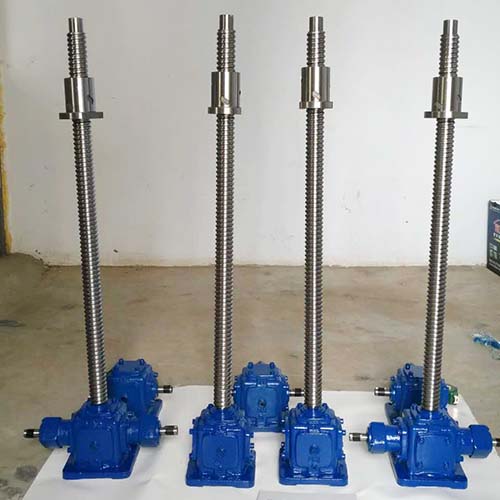 滾珠絲桿快速提升裝機(jī)