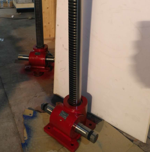 齒輪齒條快速升降機